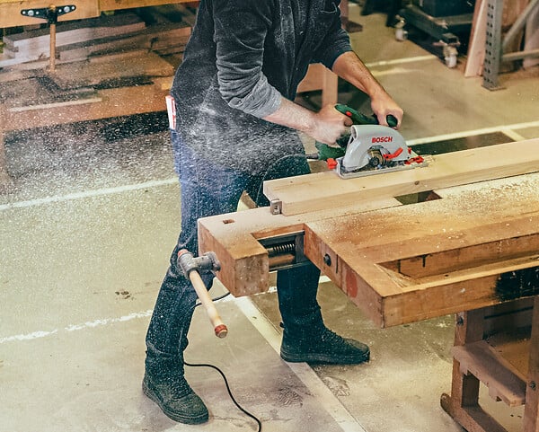 Scie circulaire PKS 55 - 1200W BOSCH DIY - 2171783 BOSCH DIY