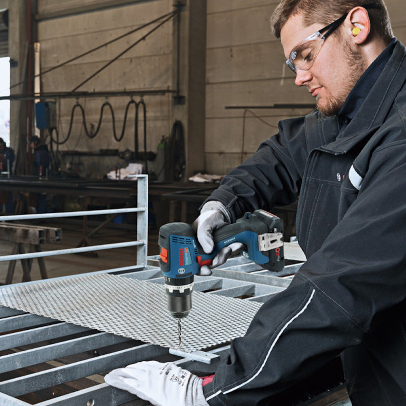 Perceuses-visseuses à percussion sans-fil BOSCH 06019N3301 GSB 18V - 65 en L-boxx (sans batteries, sans chargeur)