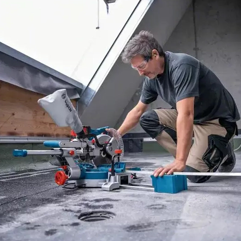 SCIE RADIALE 216mm 18V Biturbo BOSCH GCM 18V-216 D solo Carton