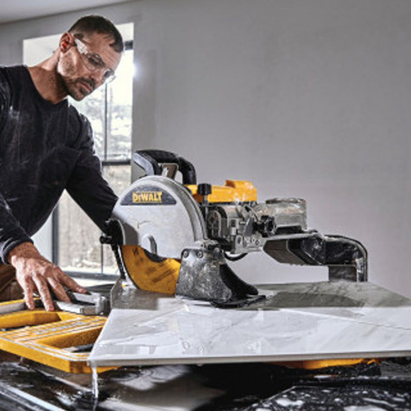 Scie à matériaux grande capacité 1600W 250 mm  D36000-QS DEWALT