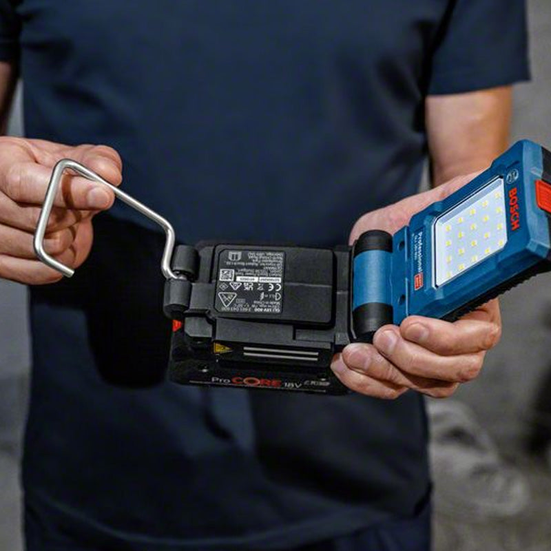 Lampe sans-fil BOSCH GLI 18V-800 - 0 601 443 600 Professional (vendu sans batterie) en carton